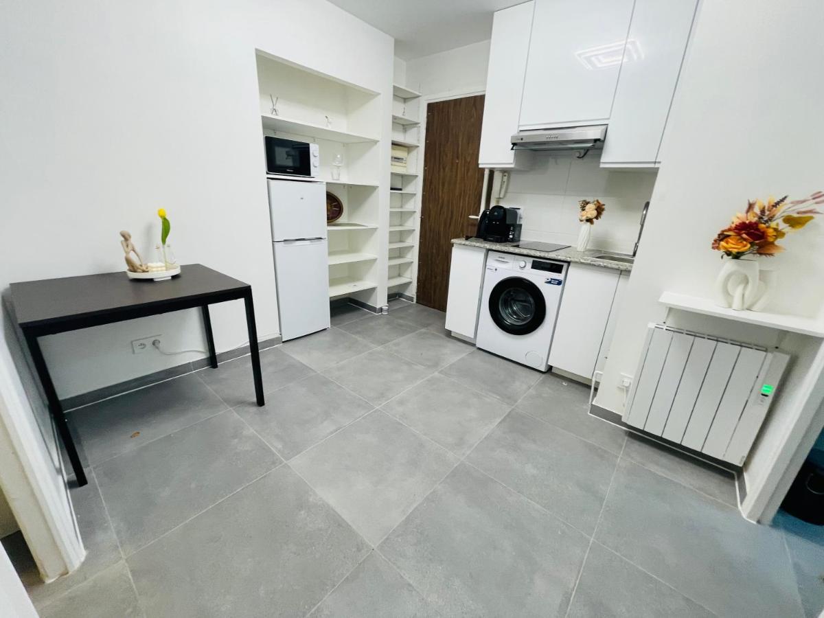 Dream Dwell Paris-Two Bedrooms Apart Near Gare Du Nord Esterno foto